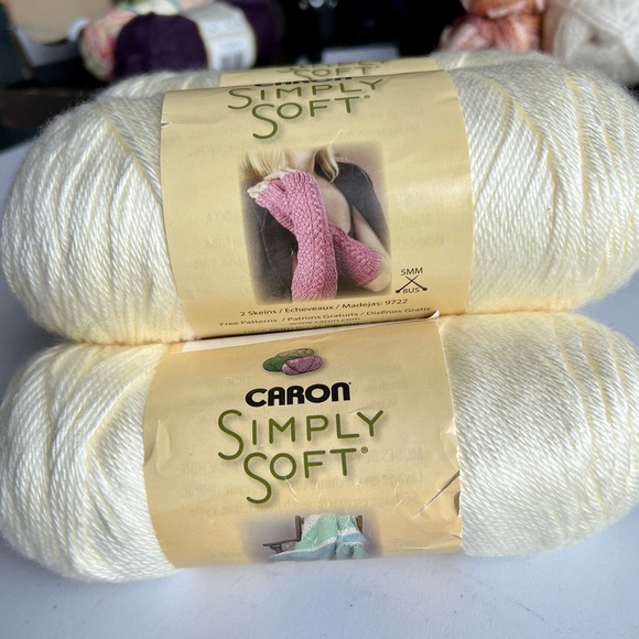 Caron Simply Soft Yarn NWT - Picture 2 of 6